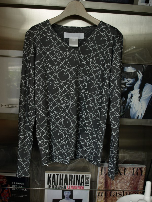 P4167749 tomoumiono-graphic long t-shirts gr01